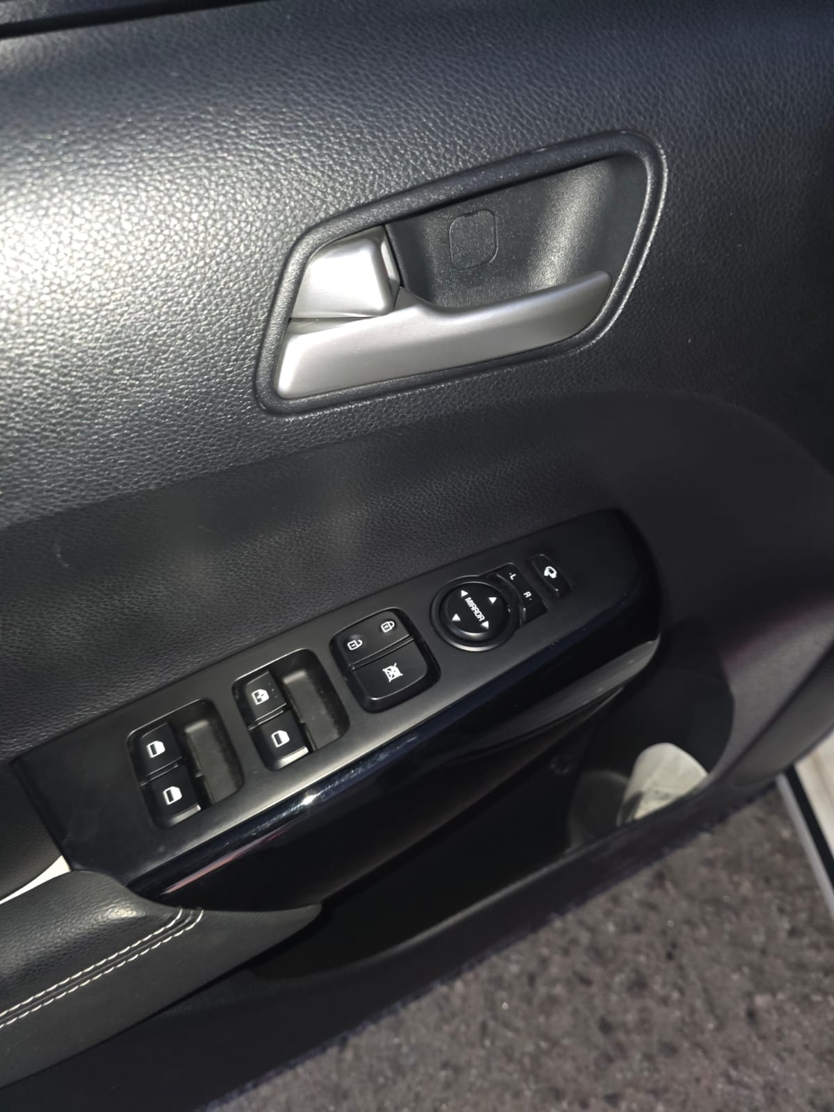 
								Kia New Morning – Finition Signature full									