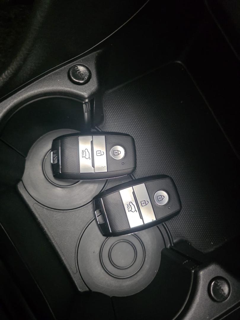 
								KIA MORNING 2023 PRESTIGE full									