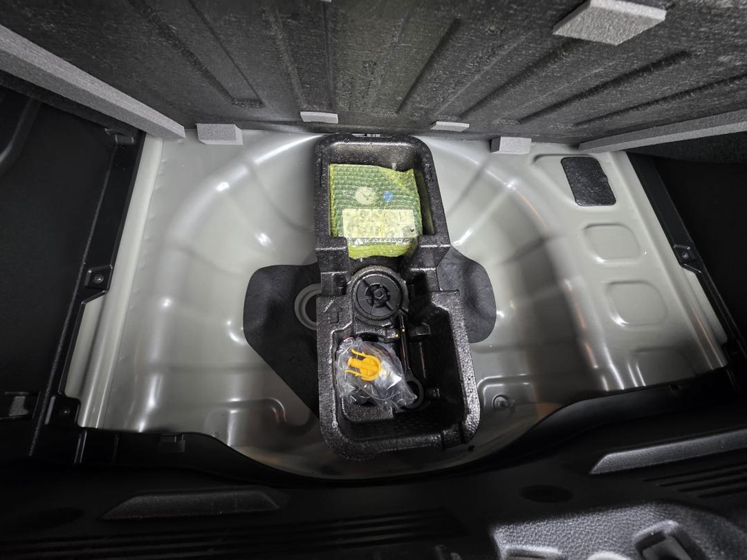 
								KIA MORNING 2023 SIGNATURE full									