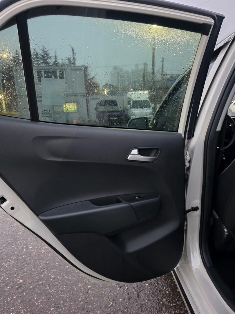 
								KIA MORNING 2023 PRESTIGE full									