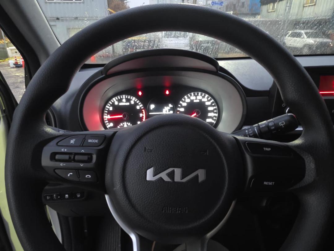 
								KIA MORNING 2023 PRESTIGE full									