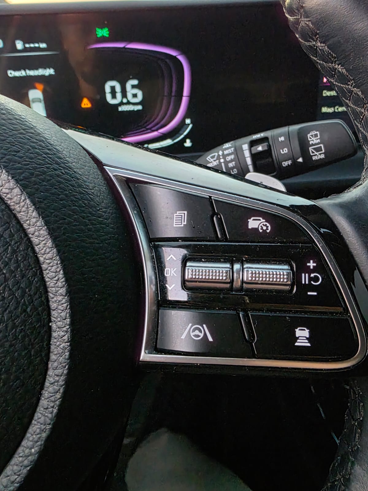 
								KIA SELTOS 2024 SIGNATURE full									