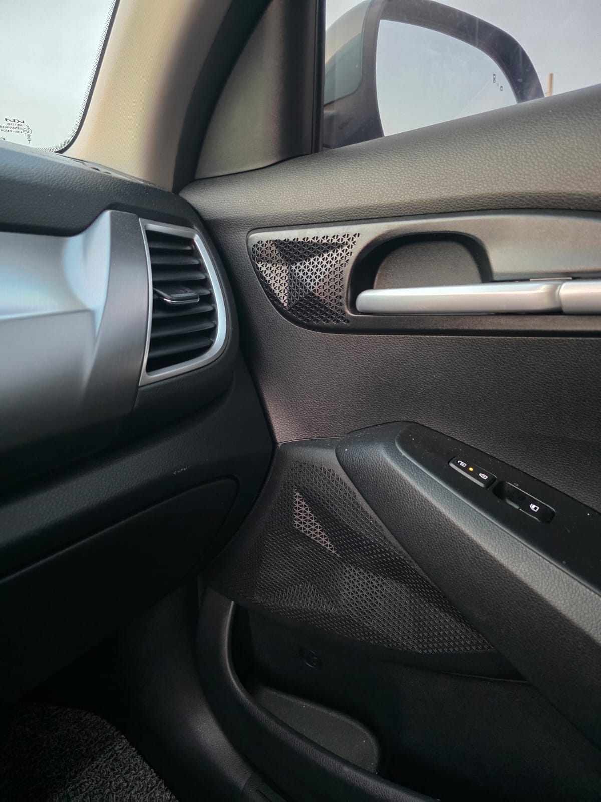 
								KIA SELTOS 2024 SIGNATURE full									