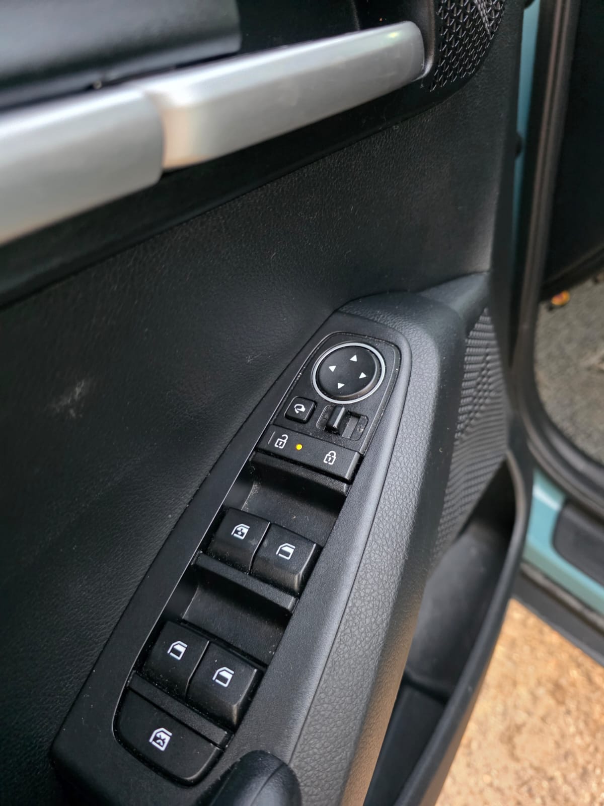 
								KIA SELTOS 2024 SIGNATURE full									