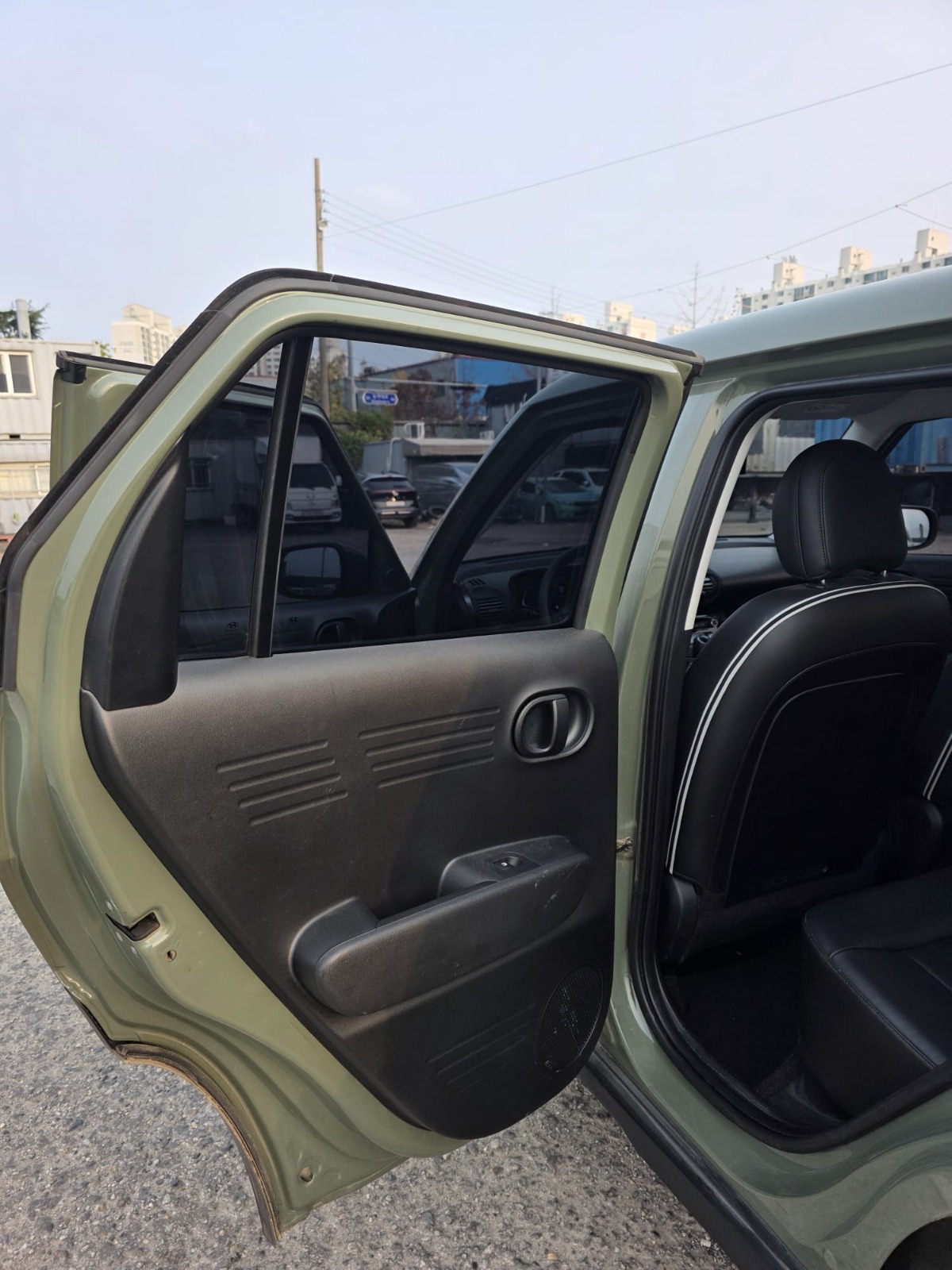 
								Hyundai Casper 2023 full									