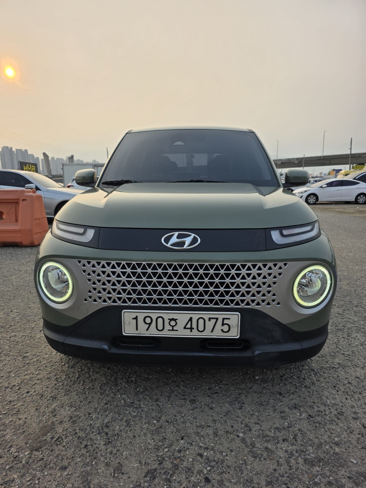 
								Hyundai Casper 2023 full									