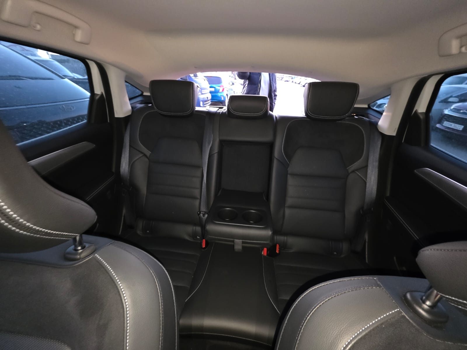 
								Hyundai Casper 2023 full									