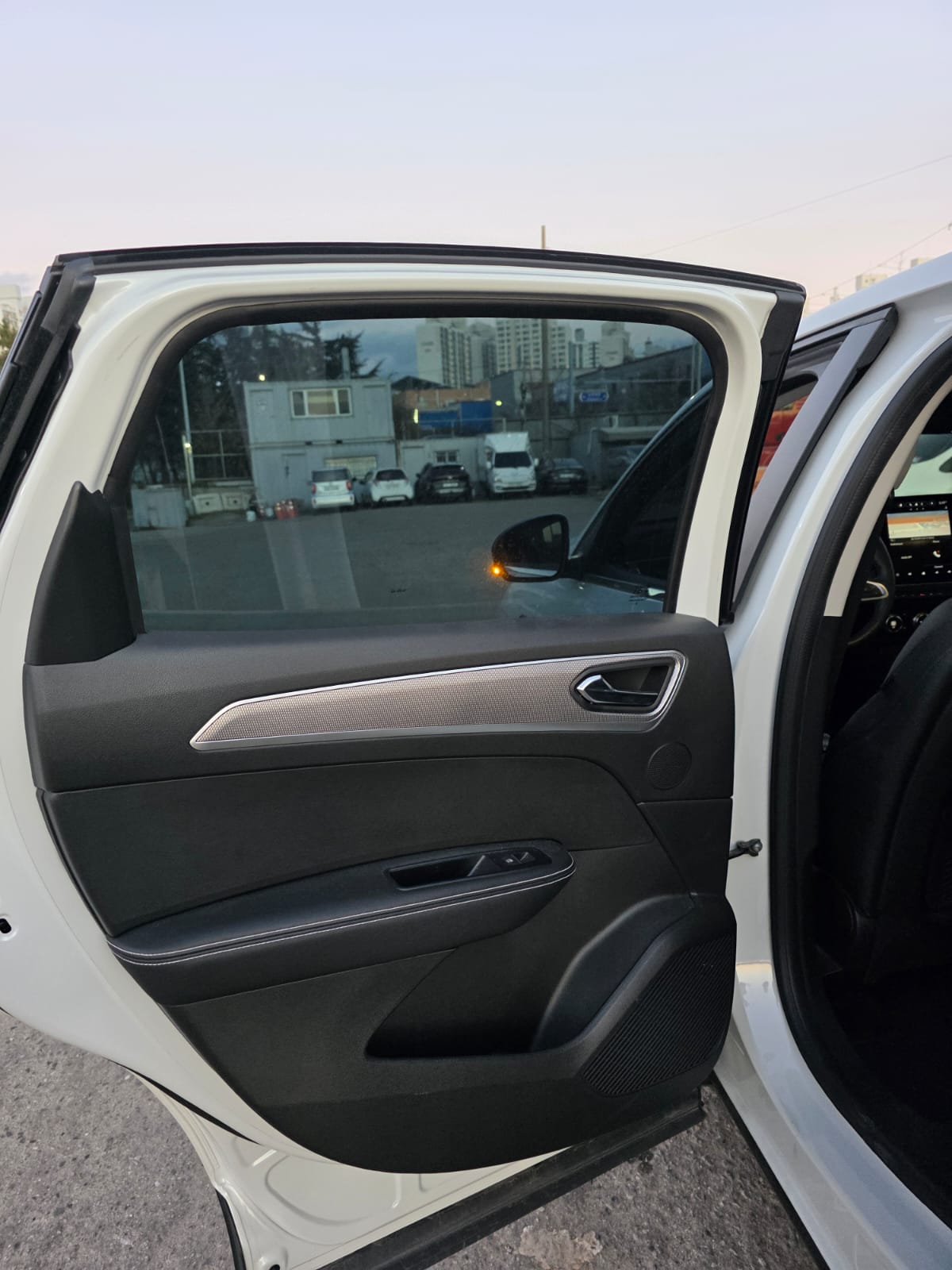 
								Renault Arkana / Samsung XM3 2023 full									